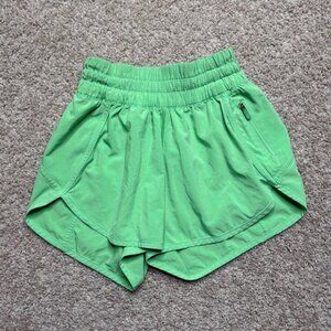 Lululemon Tracker Short V *4"